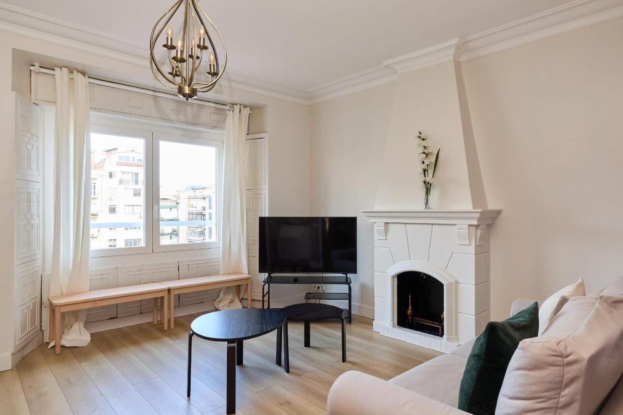 Casa Cosi - Casanova 6 Apartman Barcelona Kültér fotó